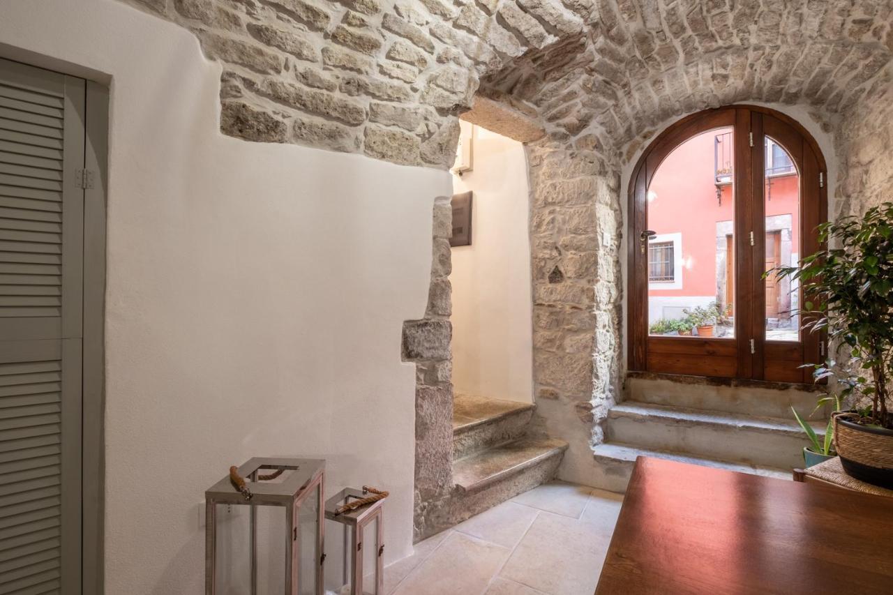 Dimora Sant'Ignazio Guest House Боса Экстерьер фото
